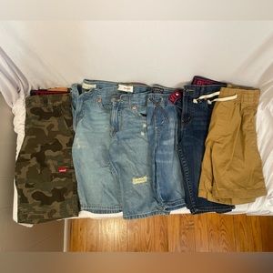 ⭐️6pairs⭐️ Levi’s (4), Strauss (1) & Gap Kids (1)